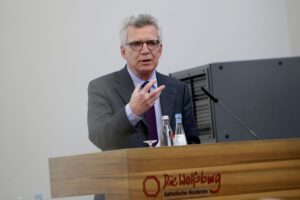 Ablösung der Staatsleistungen stellt Verhältnis von Staat und Kirche auf die Probe