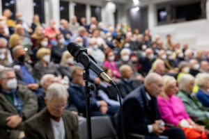 Overbeck: Sorge vor Rückgang demokratischer Strukturen