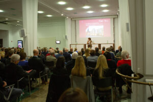 Im Gespräch mit Betroffenen lernen