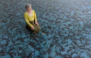 Ausstellung: ZEITZEICHEN &#8211; Werke der Künstlerin Christa Henn